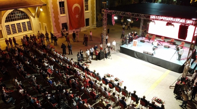 Adana'da 15 Temmuz demokrasi nöbeti tutuldu