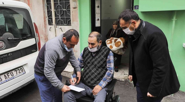 Akülü sandalyesi çalındı, belediye tekrardan hediye etti