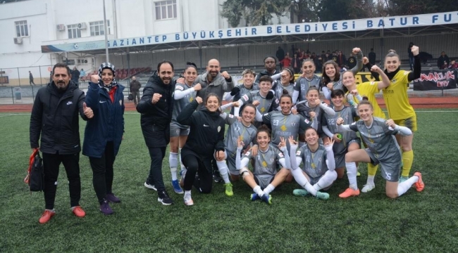 ALG Spor tutulmuyor: 7-0