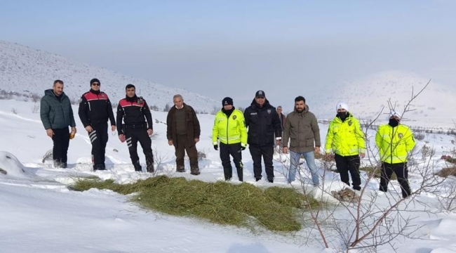 DKMP ve polis ekipleri, yaban hayvanlarını unutmadı