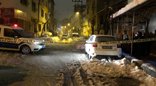 Gaziantep'te sokak ortasında silahlı saldırı: 2 yaralı