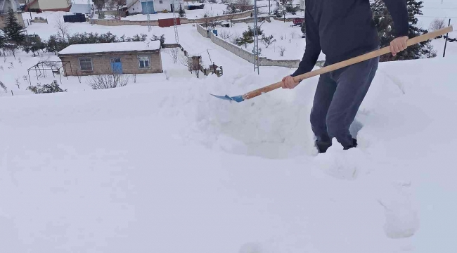 Kar Araban'da hayatı olumsuz etkiliyor