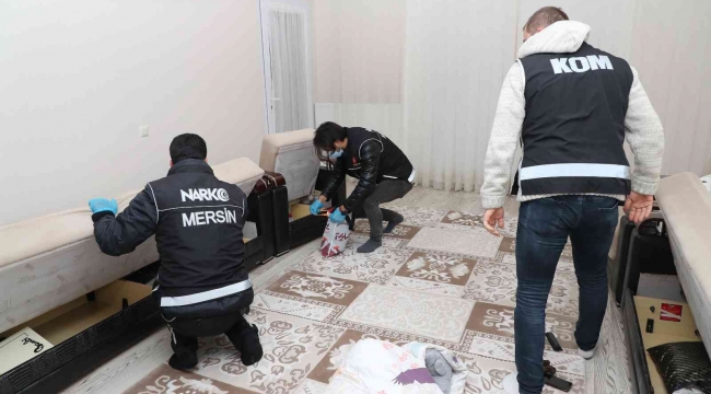 Mersin'deki tefeci ve kaçakçılık operasyonunda 12 kişi gözaltına alındı