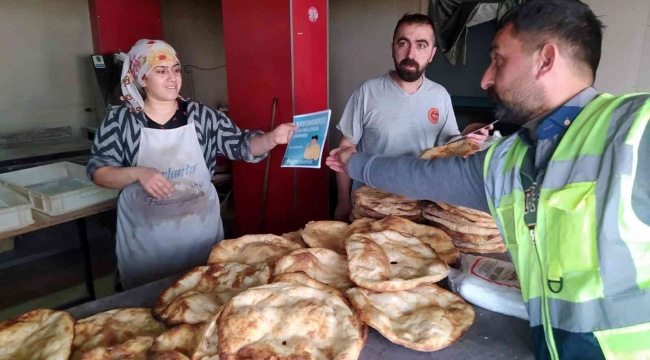 Akdeniz Belediyesi, soba zehirlenmelerine karşı halkı broşürle uyardı