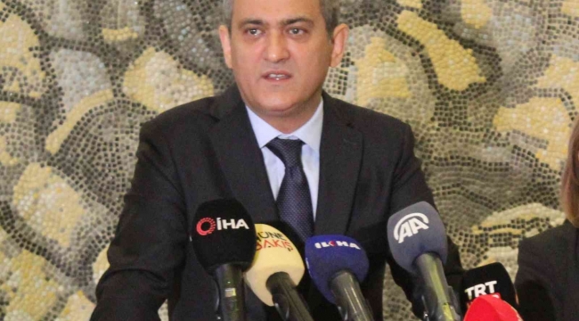 Bakan Özer, Gaziantep'teki eğitim yatırımları hakkında bilgi verdi