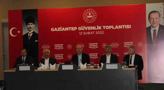 Bakan Soylu Gaziantep'te güvenlik toplantısına katıldı