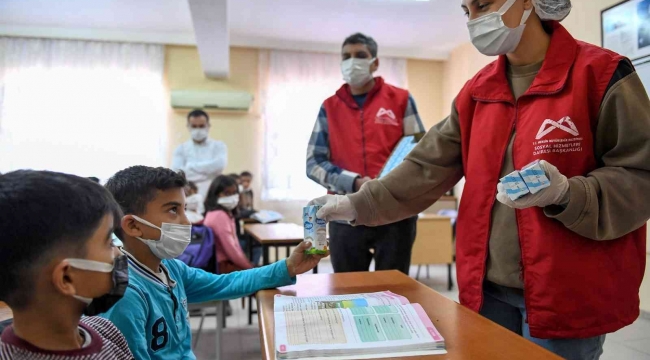 Büyükşehir Belediyesi, öğrencilere 1 milyon 500 bin adet kutu süt dağıtmayı hedefliyor