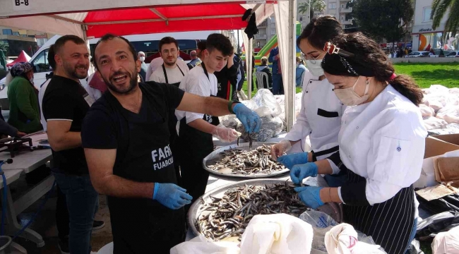 Mersin 1. Hamsi Festivali başladı