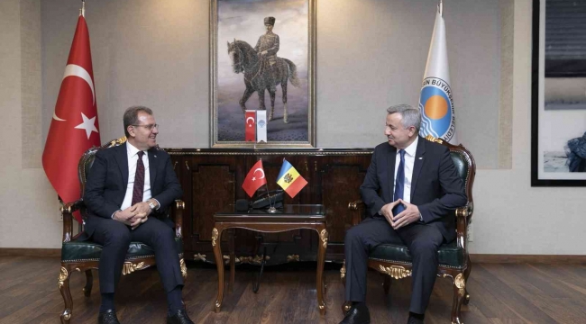 Moldova'nın Ankara Büyükelçisi Croitor, Başkan Seçer'i ziyaret etti