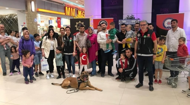 AVM'de narkotik köpeğiyle uyuşturucuyla mücadele