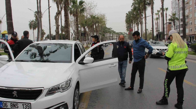 Mersin polisi, suça ve suçluya göz açtırmıyor