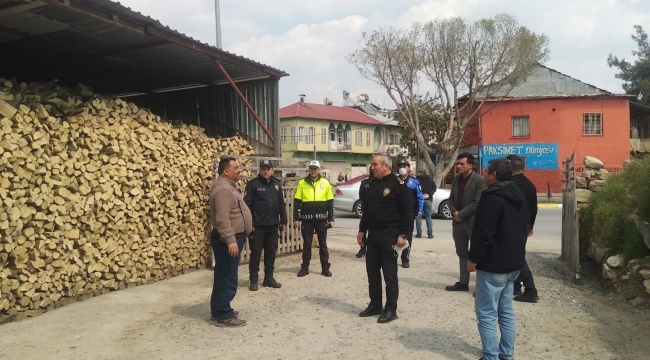 Tarsus Emniyet Müdürü Fil, esnaflarla bir araya geldi