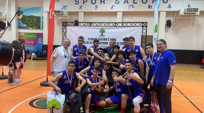 Basketbolda GKV'liler namağlup şampiyon