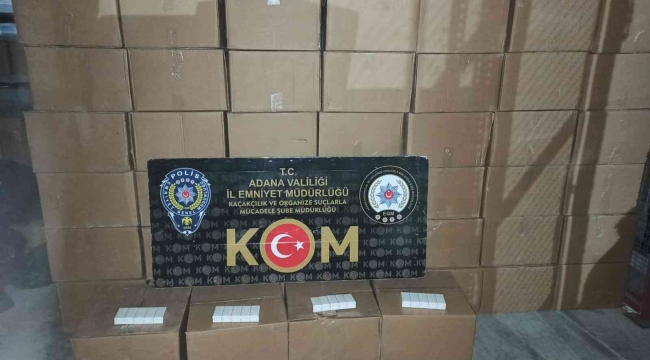 Durdurulan kamyondan 294 bin 950 paket kaçak sigara çıktı