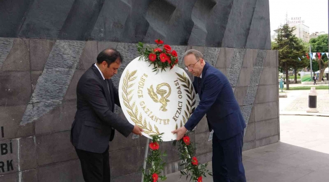 Gaziantep'te Eczacılık Günü kutlanıyor