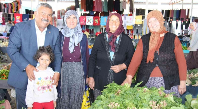 Hassa'da çatısı çöken semt pazarı yeniden hizmete girdi