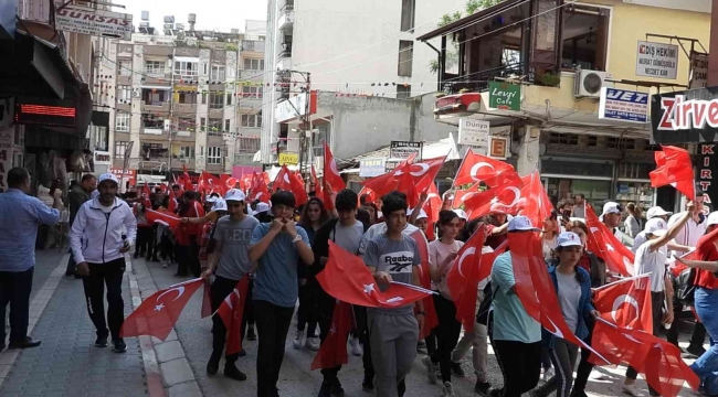 Samandağ'da "Gençlik Yürüyüşü"