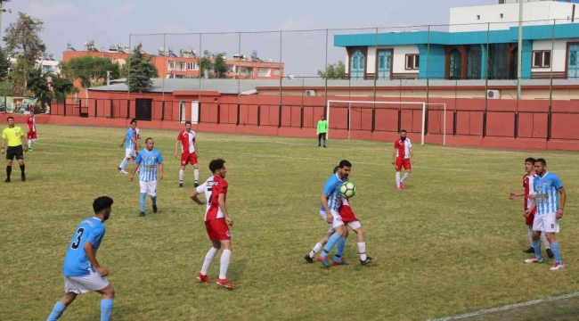 Toroslar'da Mahalleler Arası Futbol Turnuvası heyecanı sürüyor