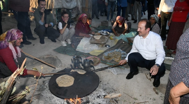 Vali Pehlivan çiftçilerle bir araya geldi