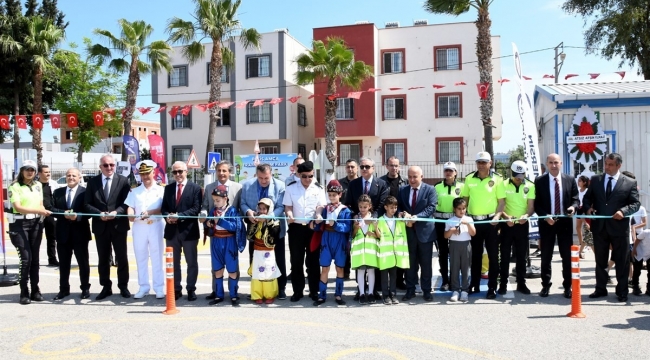 Vali Su, 'Polis Amca Trafik Eğitim Parkı'nın açılışını yaptı