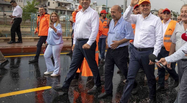 Başkan Seçer, Tarsus'taki çalışmaları inceledi