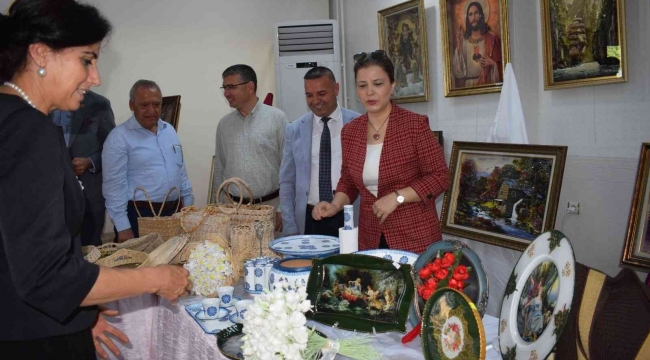 İskenderun Hatmek'te yıl sonu sergisi