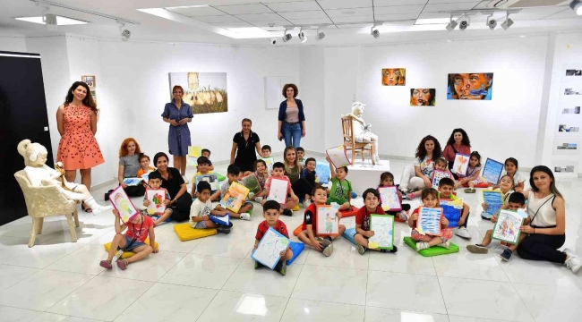 Minik ressamlar, Ahmet Yeşil Sanat Galerisinde buluştu