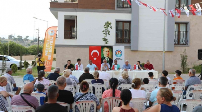 Başkan Tarhan, TOKİ sakinleri ile 'Halk Günü'nde buluştu