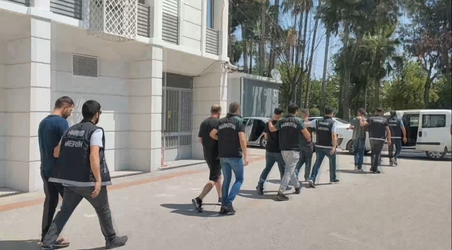 Mersin'de uyuşturucu operasyonu; 10 'torbacı' yakalandı