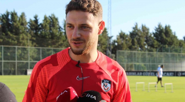 Mustafa Eskihellaç: "Gaziantep FK'ya geldiğim için çok mutluyum"