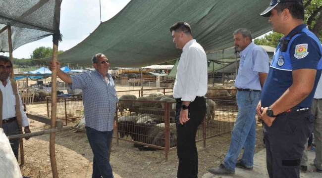 Tarsus'ta kurban satış yerleri denetlendi