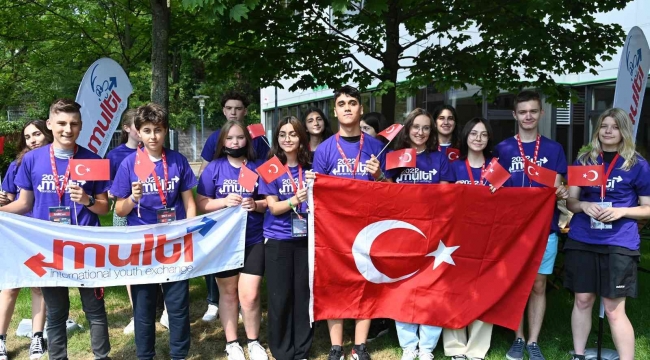'Kardeş şehirler' programı ile Almanya'ya giden öğrenciler Mersin'e döndü