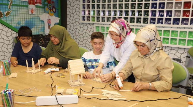Anne-çocuk, bilim Şehitkamil'deki etkinliklere katıldı