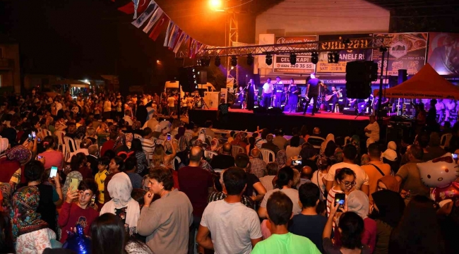 Ayvagediği'nde Türk Halk Müziği konseri