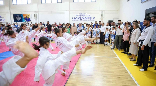 Şahin: "Spora ulaşabilirlikte gazi şehirde altın çağ yaşanıyor"