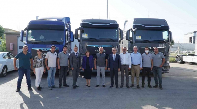 Şehir içinde ve gezi turlarında hibrit otobüs dönemi