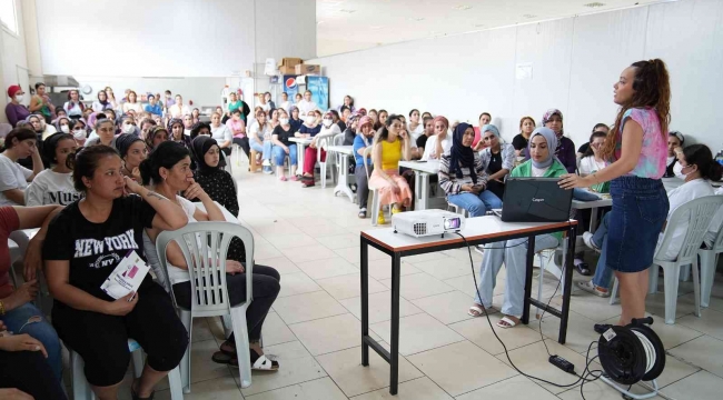 Tarsus'ta kadınlara farkındalık eğitimi