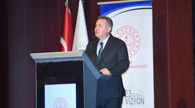 Adana'da "dijital okuryazar ve kodlama" seferberliği