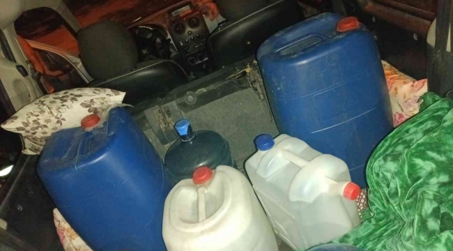 Hatay'da 200 litre kaçak içki ele geçirildi