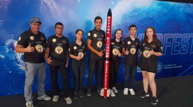 Kocaispir TEKNOFEST'te Türkiye ikincisi olan gençleri kutladı