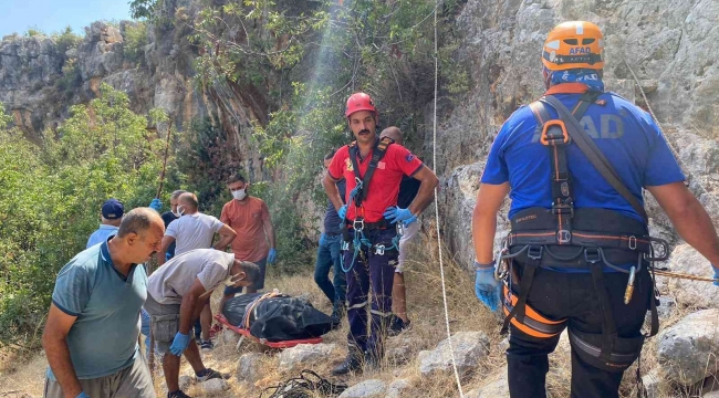 Mersin'de 70 metre uçurumdan düşen adam hayatını kaybetti