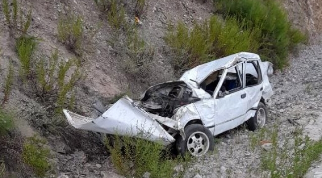 Otomobilin uçuruma yuvarlandığı kazada bir çocuk hayatını kaybetti