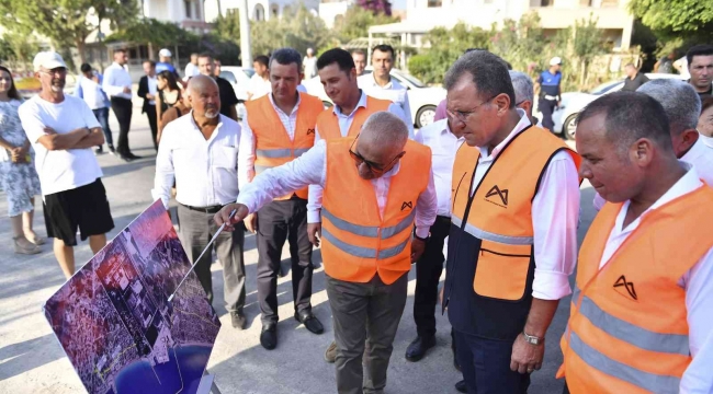 Seçer: "Rahat ve konforlu yollar için pist gibi yollar yapıyoruz"