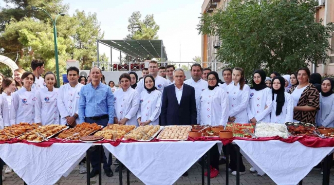 GAÜN'de geleneksel tanışma kahvaltısı