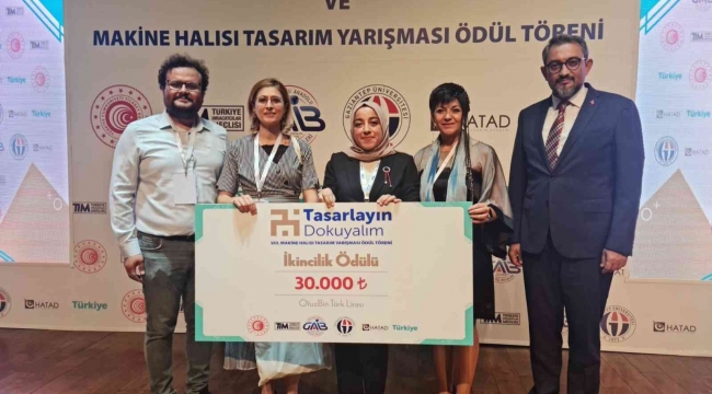 Halı tasarımı programı öğrencisine büyük ödül