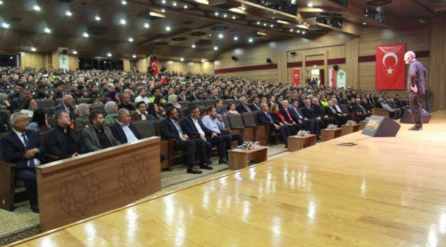 Polis Başmüfettişi Sula ile eski TEM Daire Başkanı Aslan'dan polislerle söyleşi