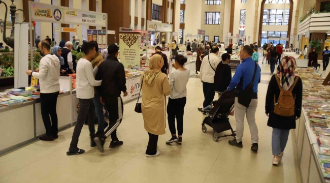 Şahinbey Kitap Fuarı'nı yüz binlerce kişi ziyaret etti