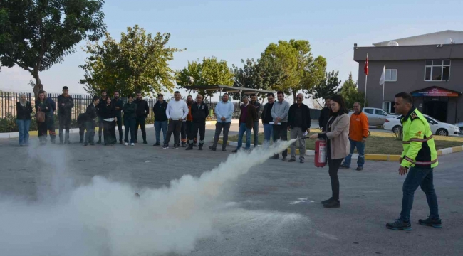 Mersin Büyükşehir Belediyesi personellerine yangın eğitimi