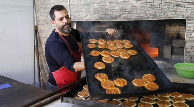 Uluslararası Tarsus Festivali, esnafı sevindirdi