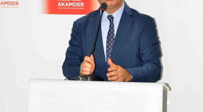 AKAMDER'de Mustafa Karslıoğlu güven tazeledi